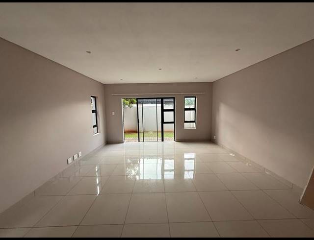 2 BEDROOM DUPLEX FOR SALE IN EQUESTRIA